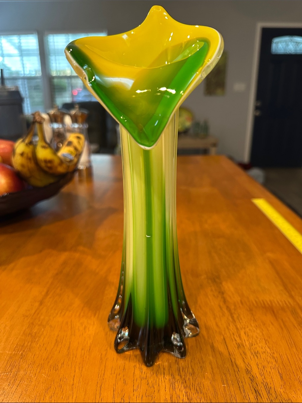 Jack in the Pulpit Green & Yellow Art Glass Bud Vase, Vintage